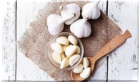 Garlic remedies for high cholesterol