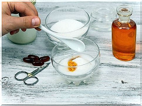 Preparation of a natural night cream with honey