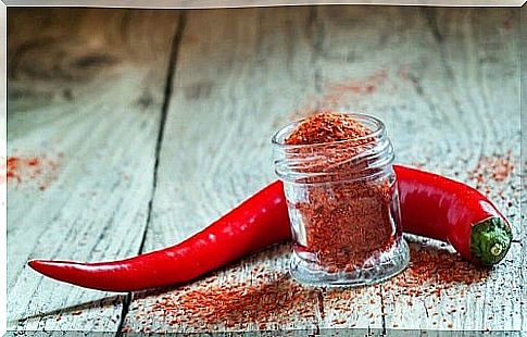 Fatty foods such as peppers and cayenne pepper