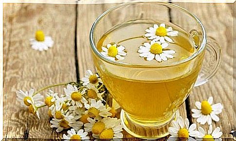 Teas for a more restful sleep with chamomile