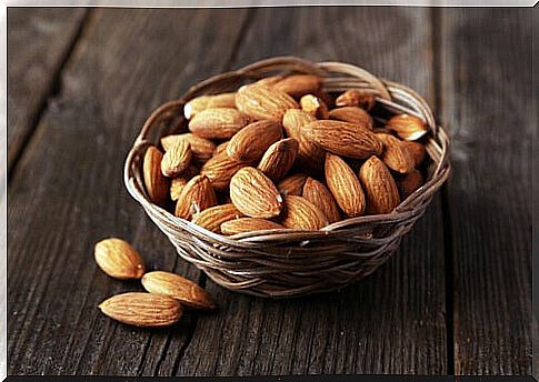 Almonds as natural remedies for high blood pressure