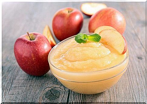 Apple sauce: benefits for the body