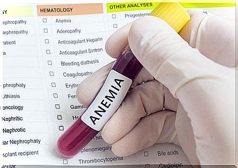 Symptoms of kidney problems discovered with blood tests