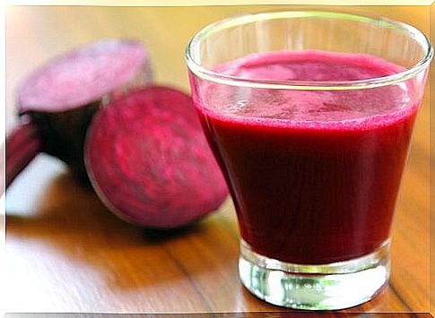 Bitter taste in the mouth prevented with beet juice