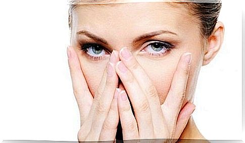 Eye rejuvenation with natural remedies 