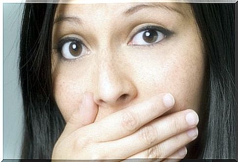 Unpleasant body odor can be caused by certain foods