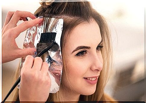 Hair care with aluminum foil is simpler than you think