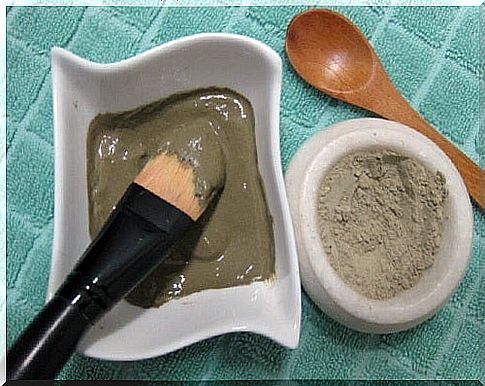 Remedy for hernia with clay paste