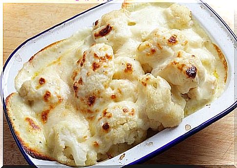 How to make cauliflower au gratin in Bechamel sauce