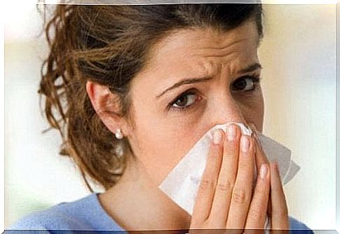 Hot water compresses combat nasal congestion