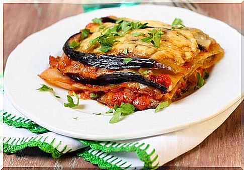 Prepare the lasagna lightly with vegetables