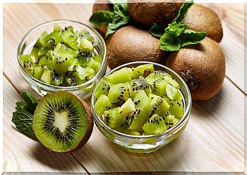 Kiwi pw list of foods against anemia